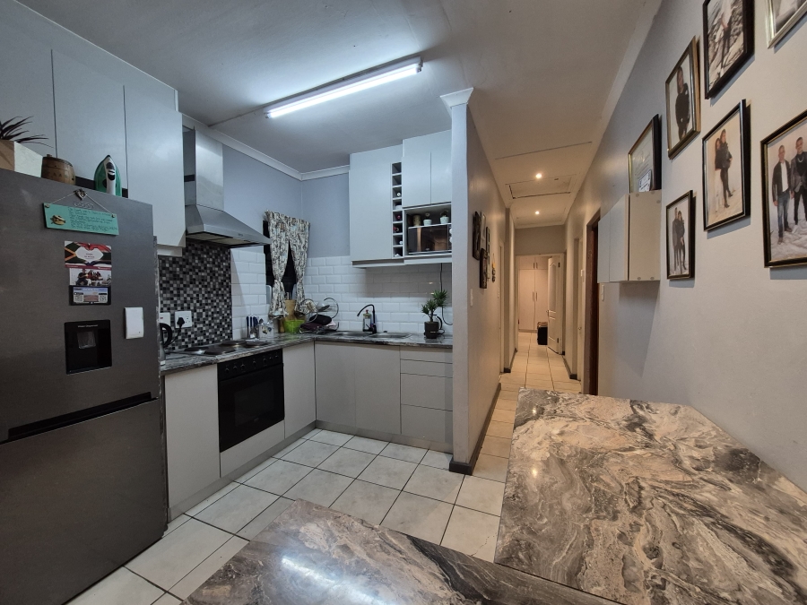3 Bedroom Property for Sale in Hospital Hill Western Cape
